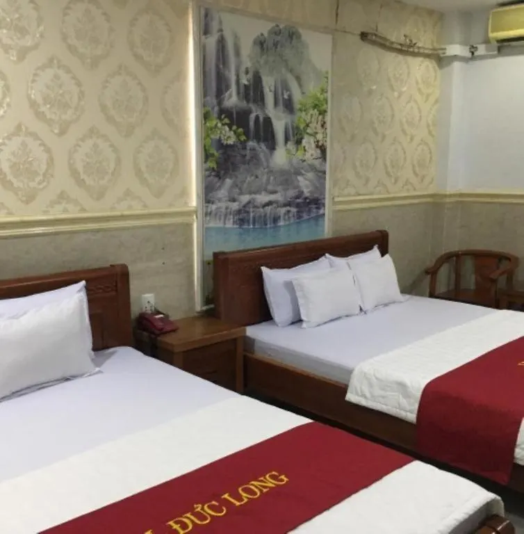 Duc Long Hotel - 60 Cong Hoa, Q. Tan Binh - By Bay Luxury Ho Chi Minh City 0*,